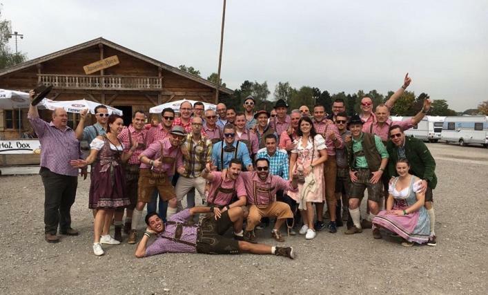 Oktoberfest Wiesn Camp Lodge München Eksteriør billede